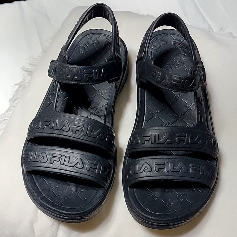 FILA sandals color black size 7/8